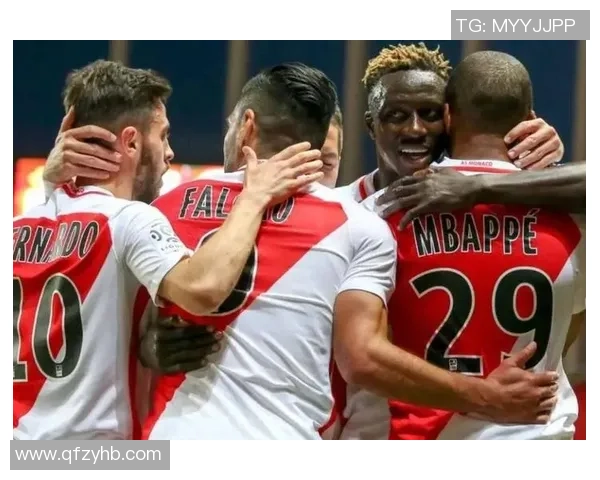 莱万回归老东家对决拜仁球迷怒斥其忘恩负义情绪高涨